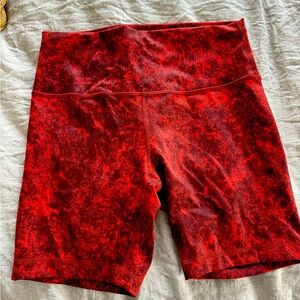 Lululemon Wonder Train shorts
